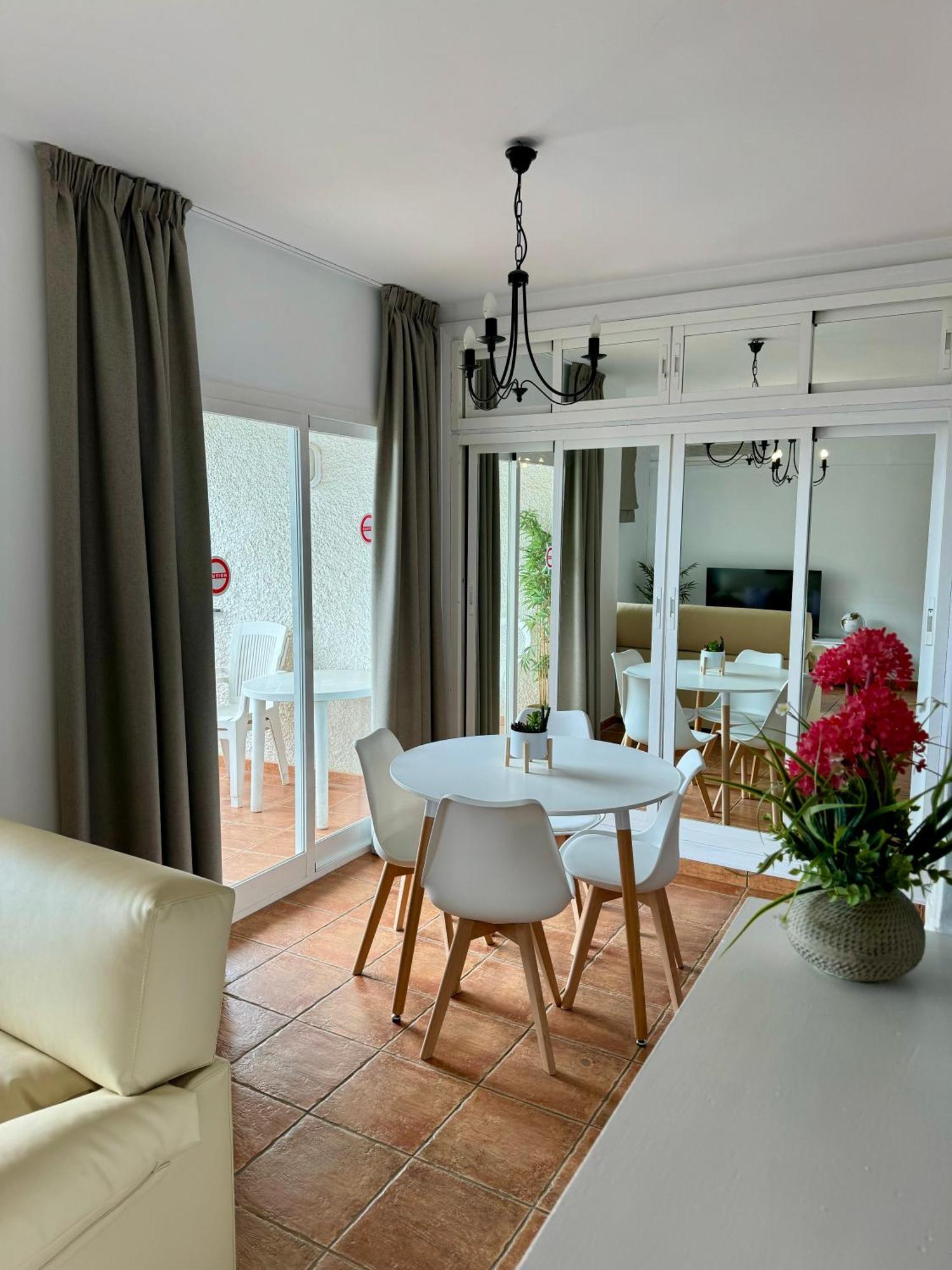 Mediterraneo Apartment *